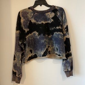 Joy Lab cropped tie dye sweatshirt